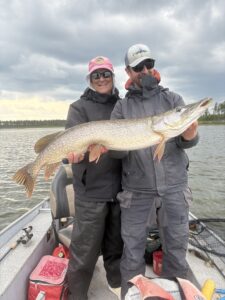 cree-river-lodge-northern-pike-fishing-2025-033