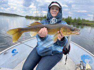 cree-river-lodge-walleye-fishing-2025-007