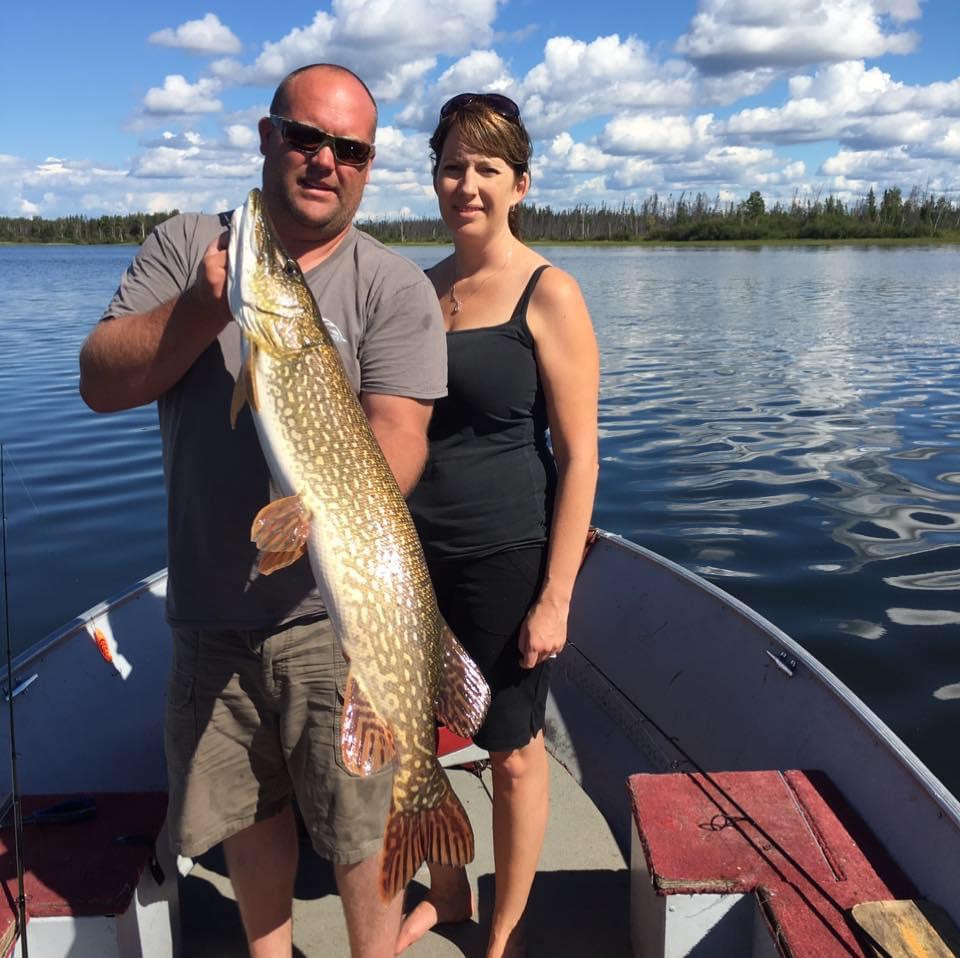 pat-lori-cree-river-lodge